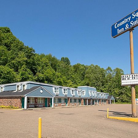 Country Squire Inn And Suites Coshocton Exterior foto