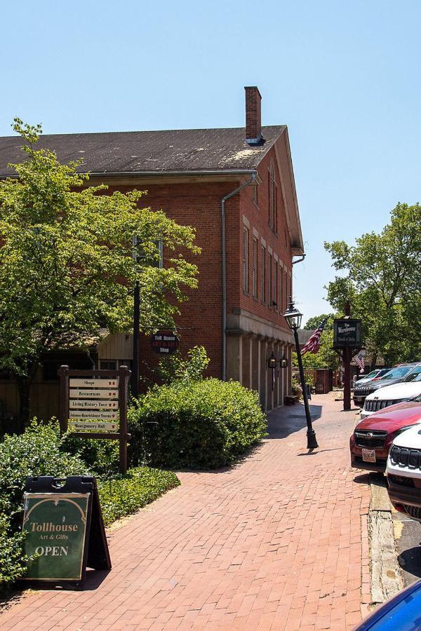 Country Squire Inn And Suites Coshocton Exterior foto