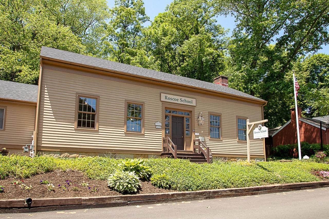 Country Squire Inn And Suites Coshocton Exterior foto